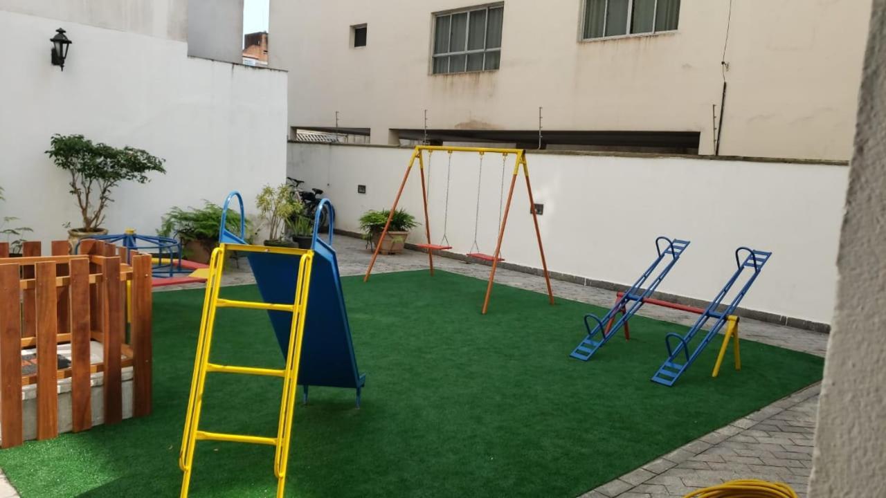 Apto Amplo, Arejado E Mobiliado Na Praia Da Enseada-瓜鲁雅 外观 照片